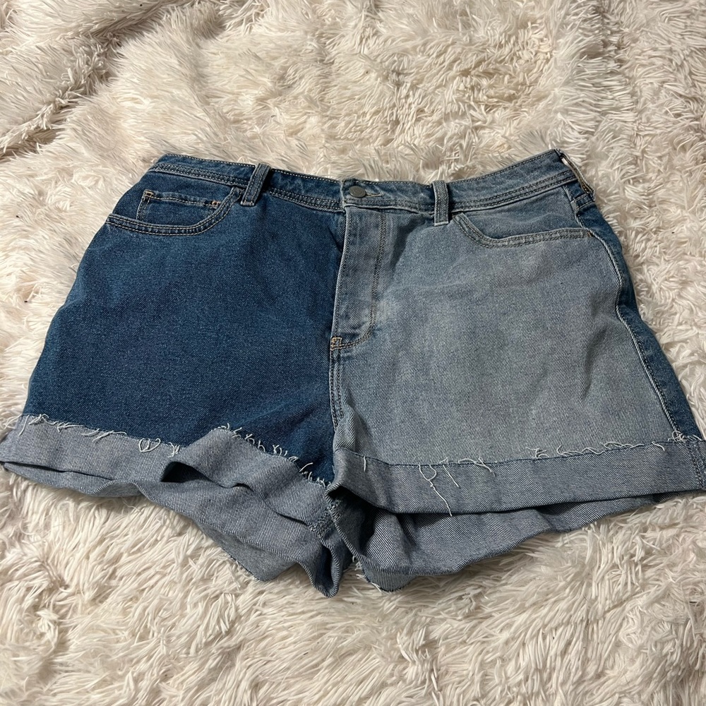 Hollister Vintage Half & Half Ultra High Rise Mom Shorts